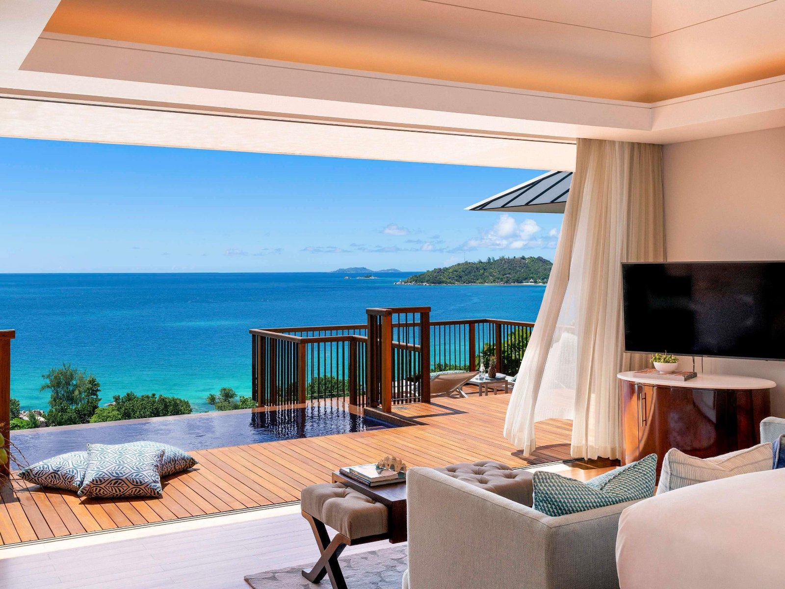 Raffles Seychelles gallery 1